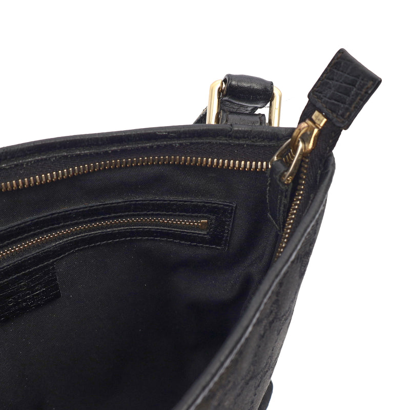Picture of Gucci Cross Body Messenger in Black, Canvas