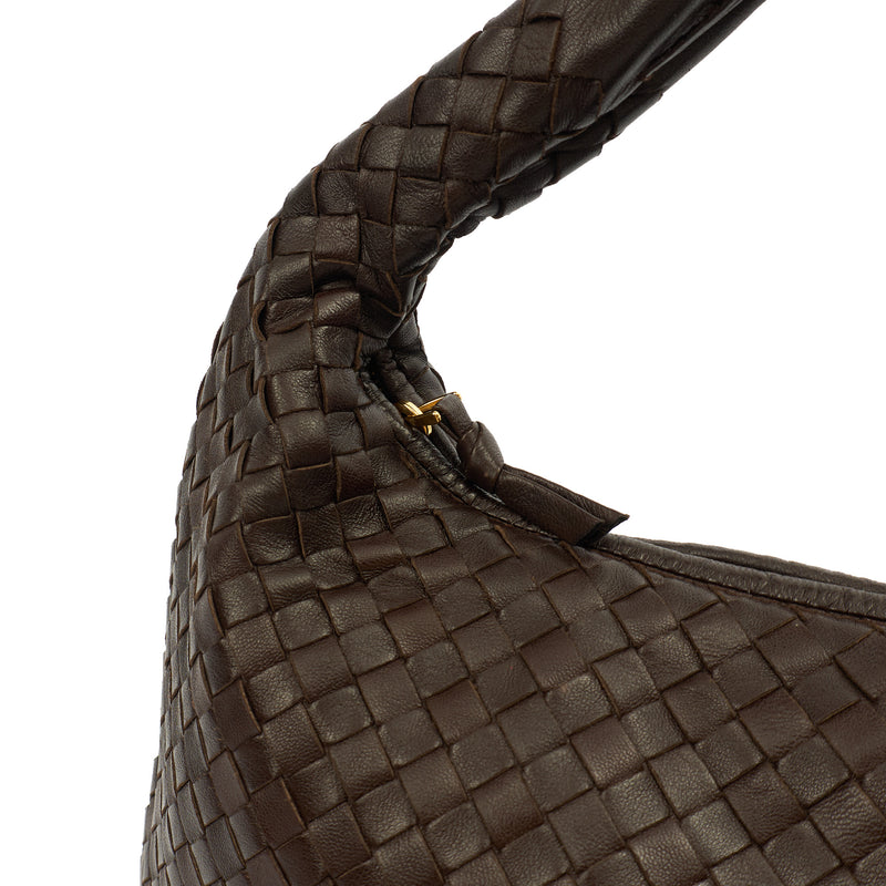 Picture of Bottega Veneta Shoulder Bag Intrecciato Shoulder Bag in Brown, Intrecciato Nappa
