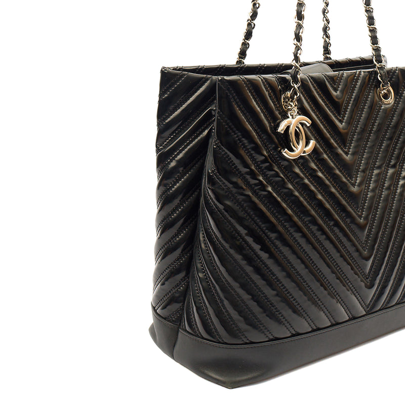 Picture of Chanel Tote Tote in Black, Patent Leather