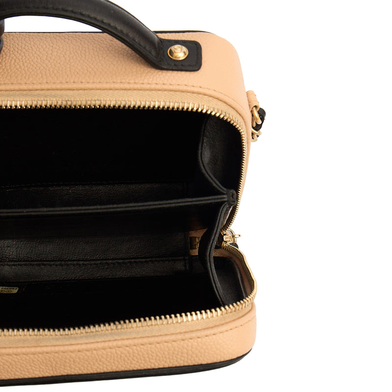 Picture of Chanel Cross Body CC Filigree Vanity Case in Neutral, Caviar Leather