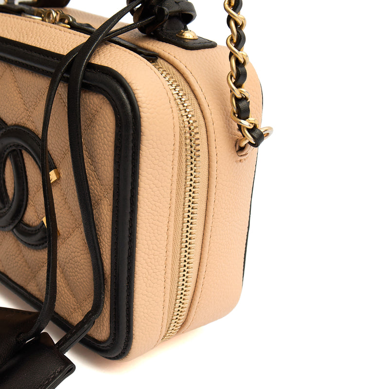 Picture of Chanel Cross Body CC Filigree Vanity Case in Neutral, Caviar Leather