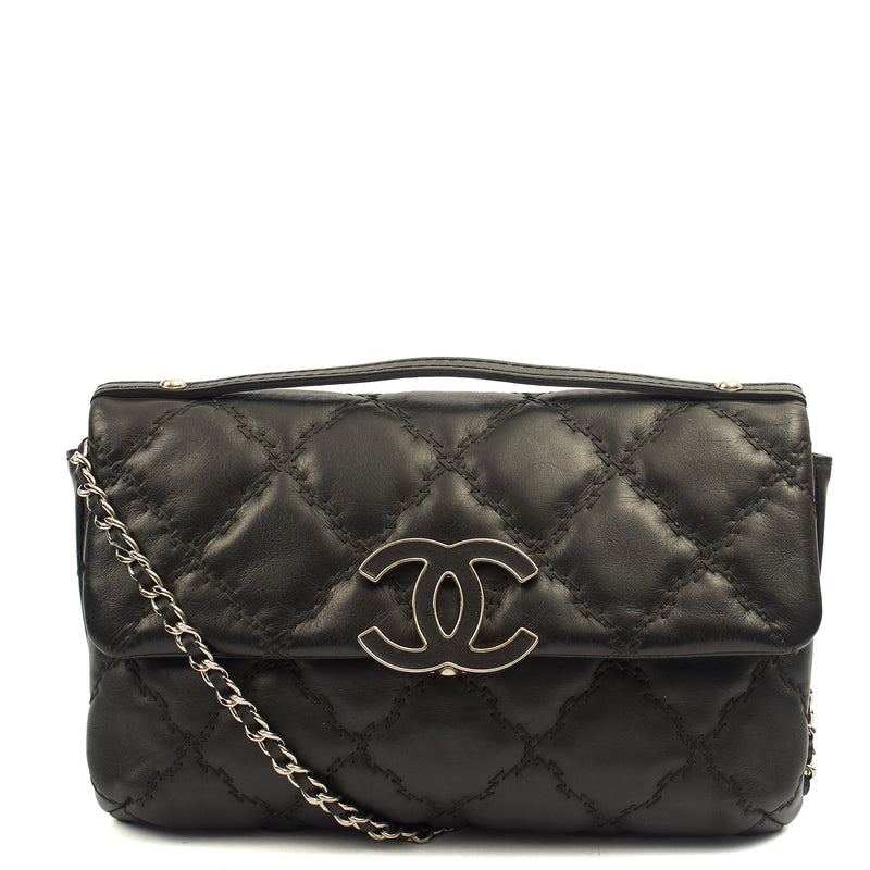 Picture of Chanel Cross Body Flap Bag in Black, Calfskin Leather