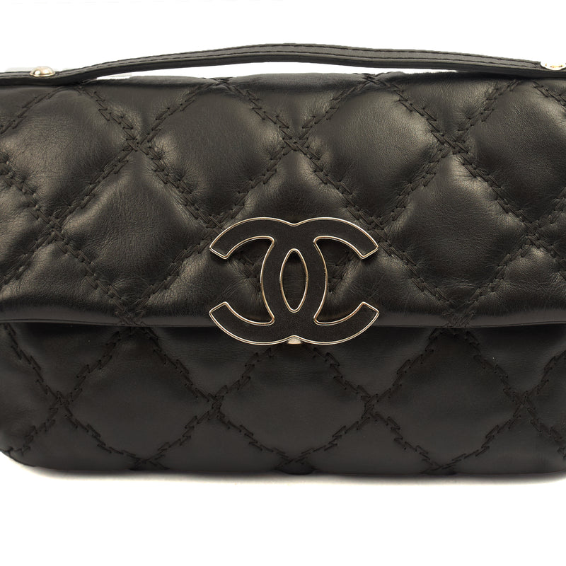 Picture of Chanel Cross Body Flap Bag in Black, Calfskin Leather