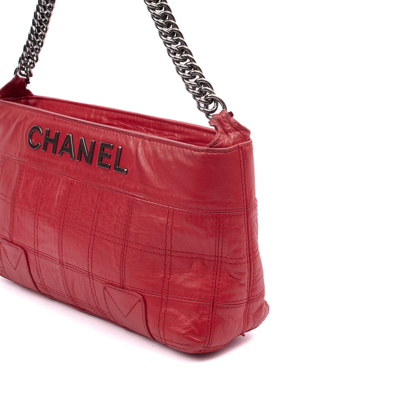 Picture of Chanel Shoulder Bag Shoulder Bag in Red, Calfskin Leather