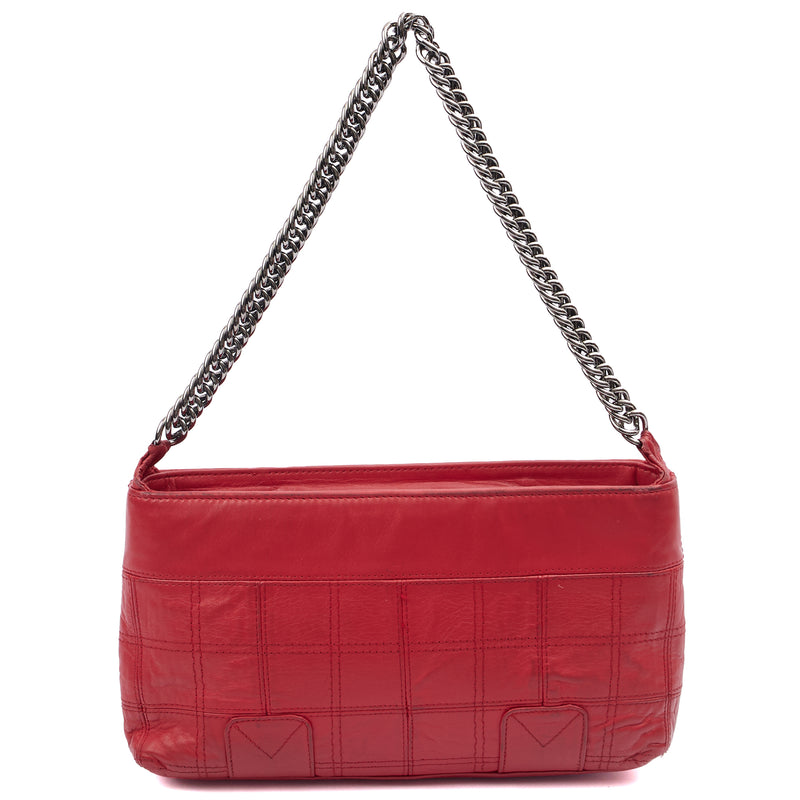 Picture of Chanel Shoulder Bag Shoulder Bag in Red, Calfskin Leather
