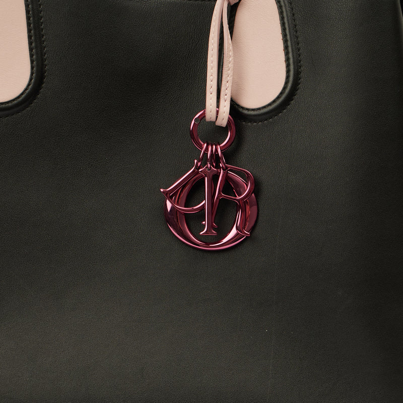 Picture of Christian Dior Tote Tote in Black, Leather