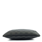 Picture of Louis Vuitton Cross Body Messenger in Damier Graphite, Canvas