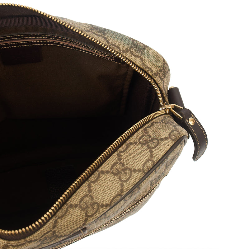 Picture of Gucci Cross Body Messenger in GG Supreme, Leather
