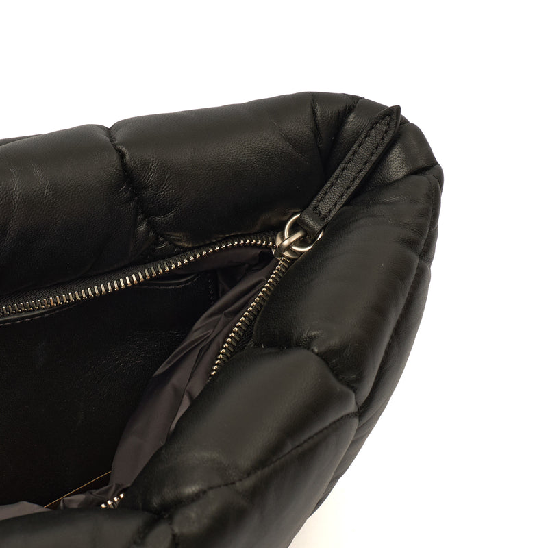 Picture of Mulberry Shoulder Bag Softie in Black, Calfskin Leather