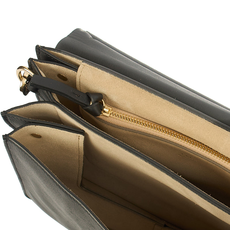 Picture of Chloe Shoulder Bag Faye - Medium in Black, Leather