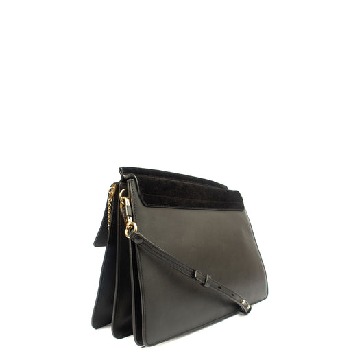 Picture of Chloe Shoulder Bag Faye - Medium in Black, Leather