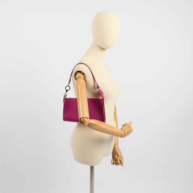 Louis Vuitton Shoulder Bag Pochette in Purple, Epi Leather