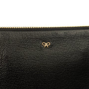 Picture of Anya Hindmarch Clutch Clutch in Black, Leather