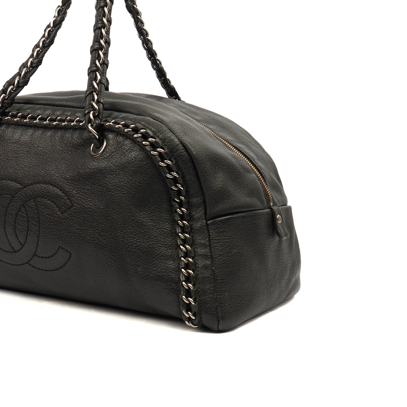 Picture of Chanel Tote Luxe Ligne Tote in Black, Lambskin Leather