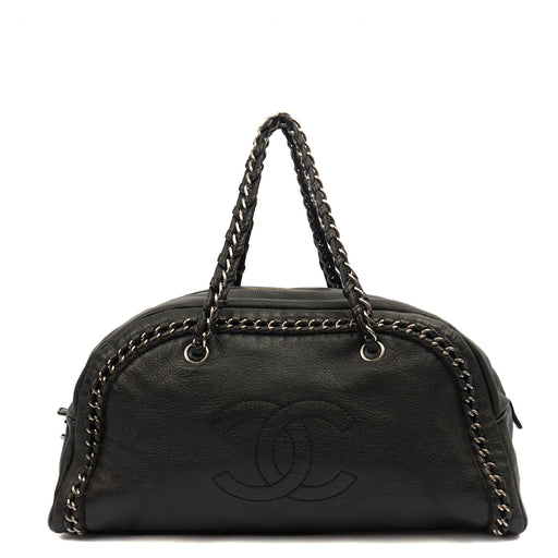 Picture of Chanel Tote Luxe Ligne Tote in Black, Lambskin Leather