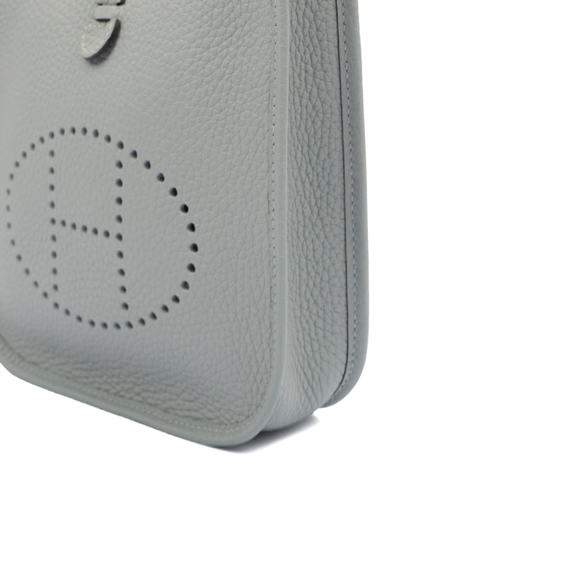 Picture of Hermes Cross Body Evelyne 16 (TPM) in Gris Pantin, Clemence Leather