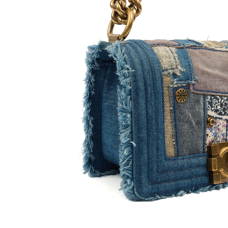 Picture of Chanel Shoulder Bag Boy - Small in Blue, Fabric