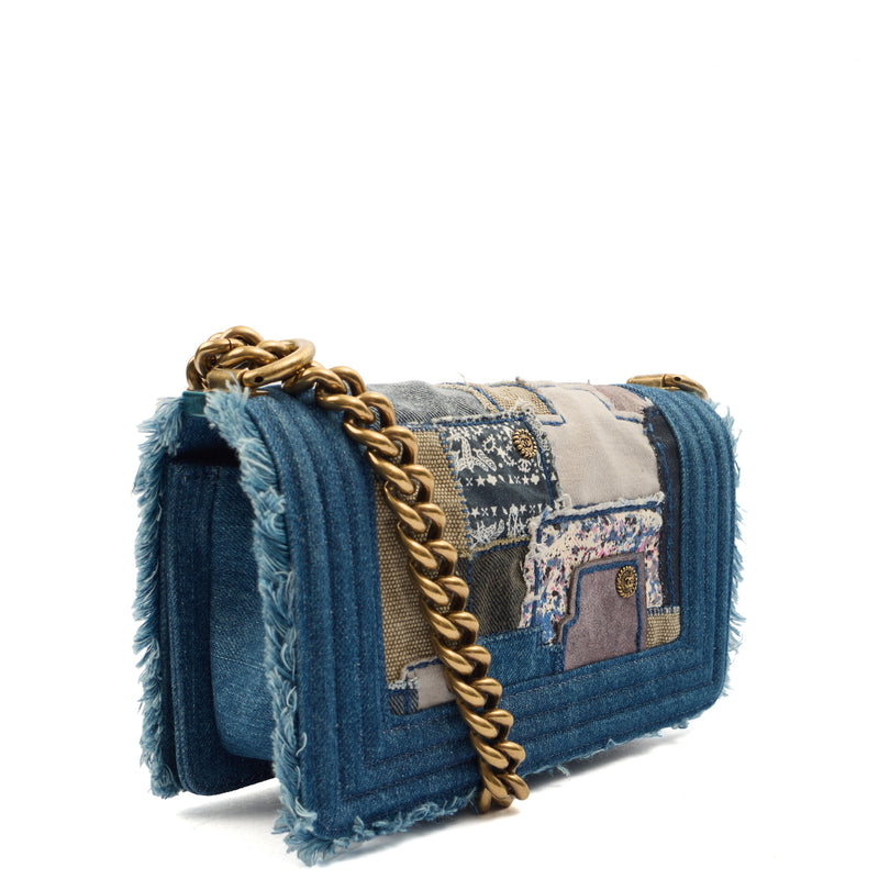 Picture of Chanel Shoulder Bag Boy - Small in Blue, Fabric