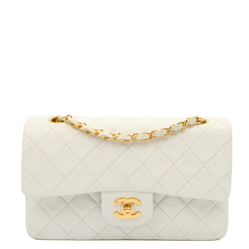 Chanel Shoulder Bag Classic Double Flap - Medium in White, Lambskin Leather