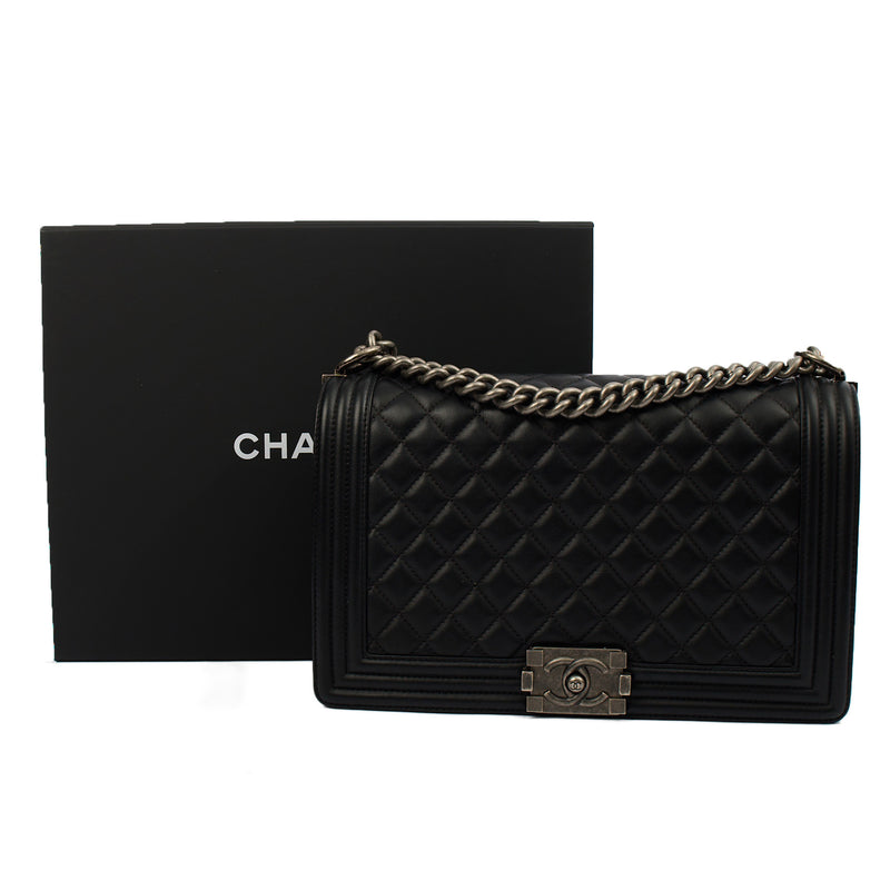 Picture of Chanel Shoulder Bag Boy - Large in Black, Lambskin Leather