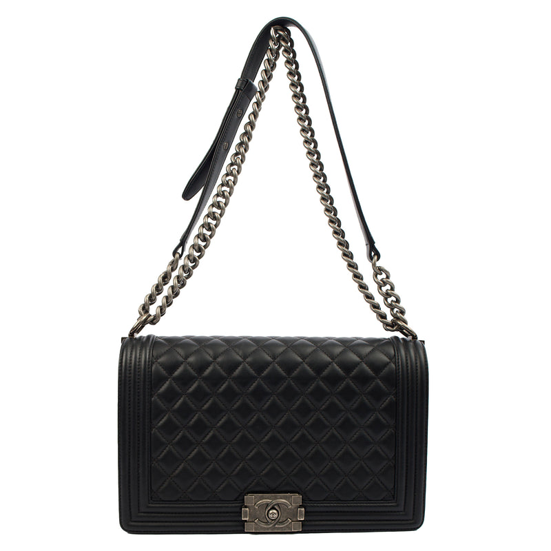 Picture of Chanel Shoulder Bag Boy - Large in Black, Lambskin Leather