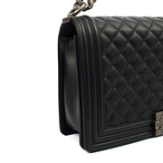 Picture of Chanel Shoulder Bag Boy - Large in Black, Lambskin Leather