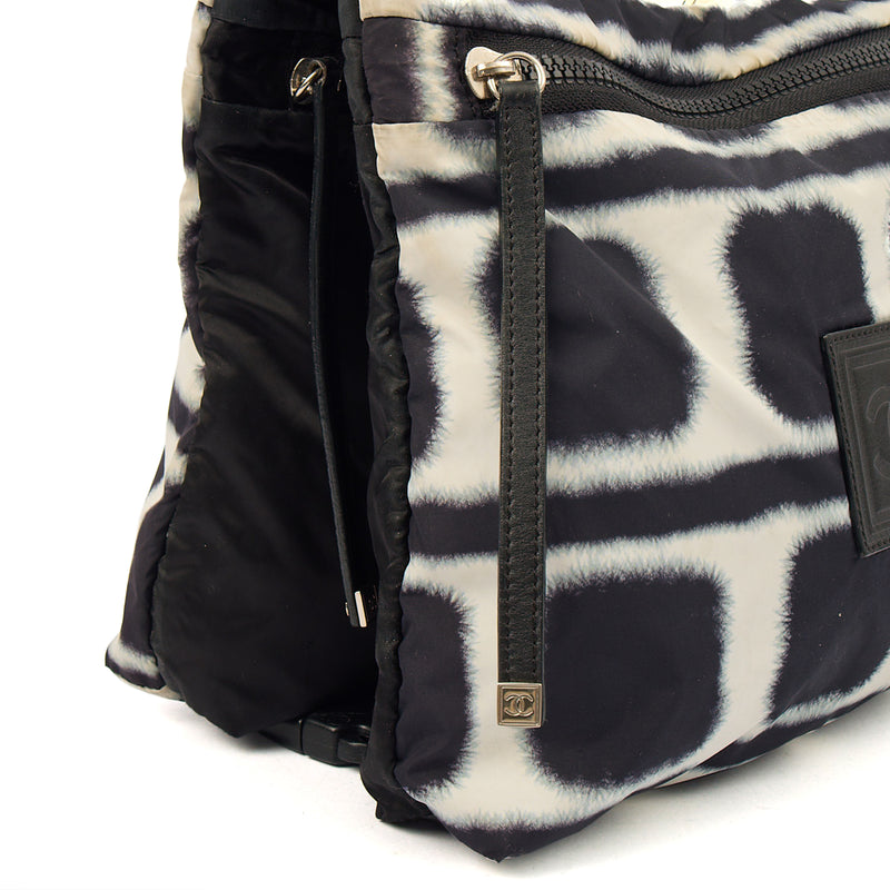 Picture of Chanel Shoulder Bag Round Messenger Bag  in Black, Fabric