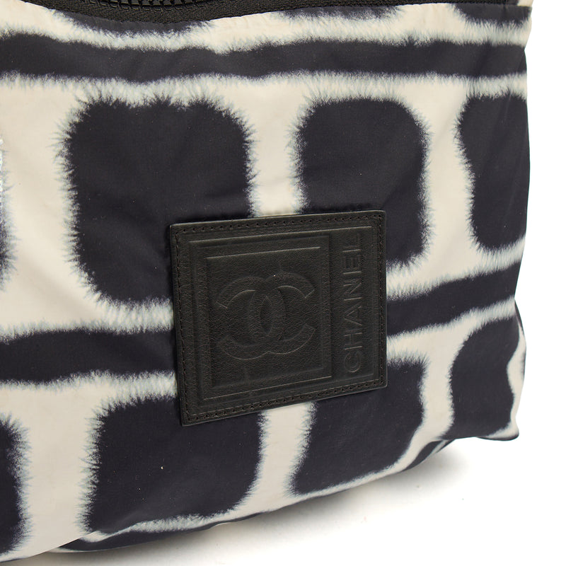 Picture of Chanel Shoulder Bag Round Messenger Bag  in Black, Fabric