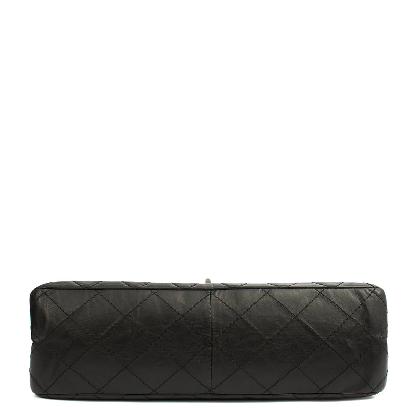 Picture of Chanel Shoulder Bag 2.55 Reissue - Maxi in Black, Crinkled Calfskin Leather