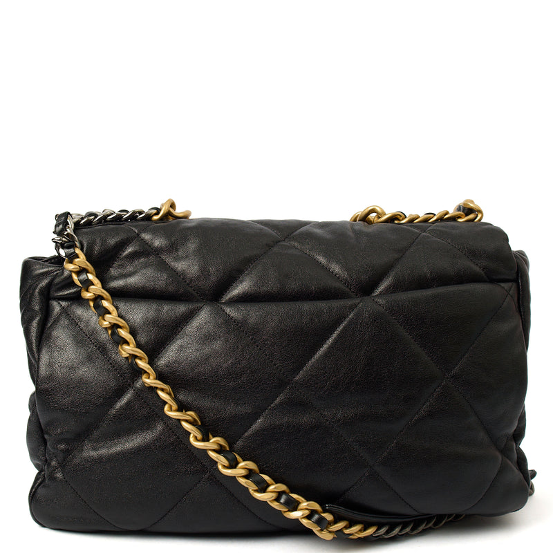 Picture of Chanel Shoulder Bag Chanel 19 Maxi in Black, Calfskin Leather