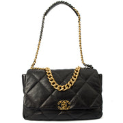Picture of Chanel Shoulder Bag Chanel 19 Maxi in Black, Calfskin Leather