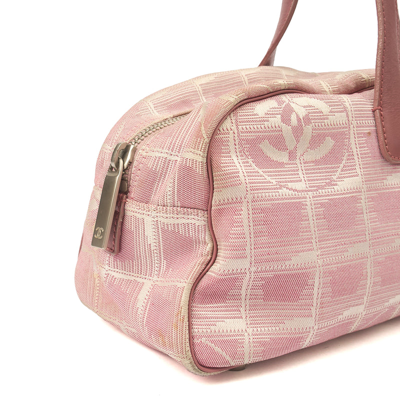 Picture of Chanel Tote Ligne Cambon Bowler in Pink, Canvas
