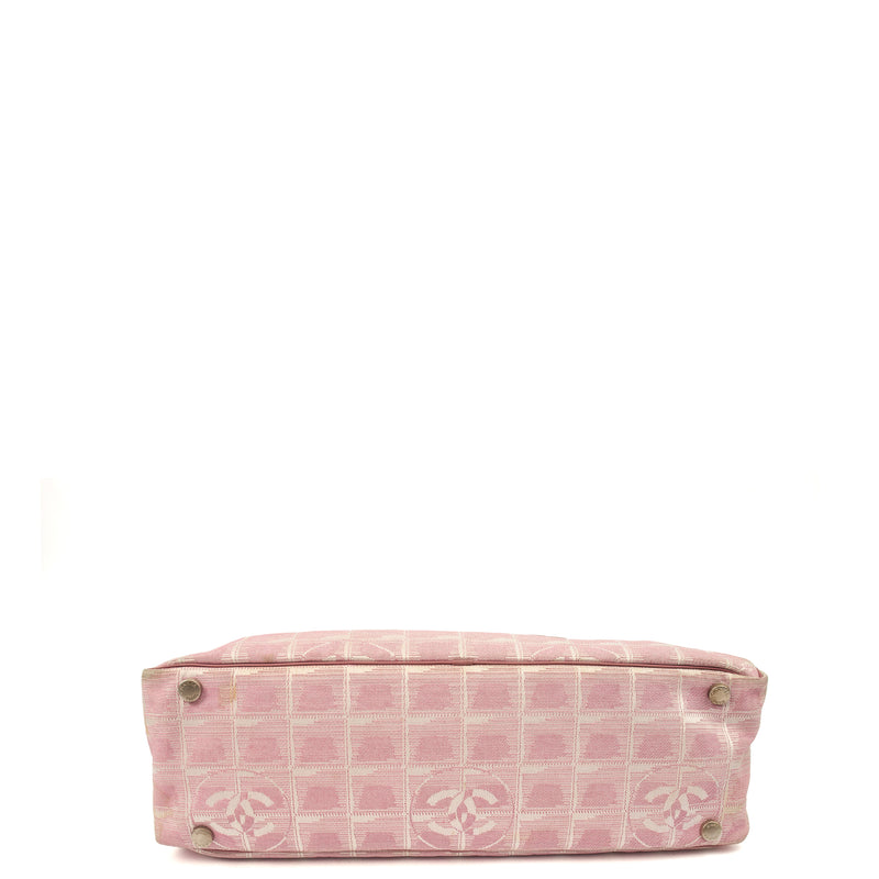Picture of Chanel Tote Ligne Cambon Bowler in Pink, Canvas