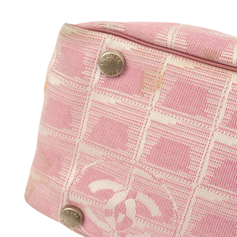 Picture of Chanel Tote Ligne Cambon Bowler in Pink, Canvas