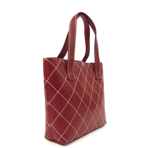 Picture of Chanel Tote Vintage Tote in Red, Calfskin Leather