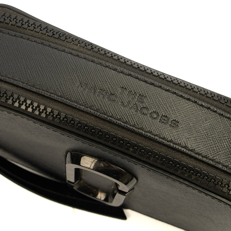 Picture of Marc Jacobs Cross Body Snapshot in Black, Leather