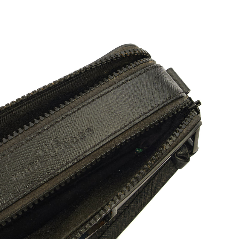 Picture of Marc Jacobs Cross Body Snapshot in Black, Leather
