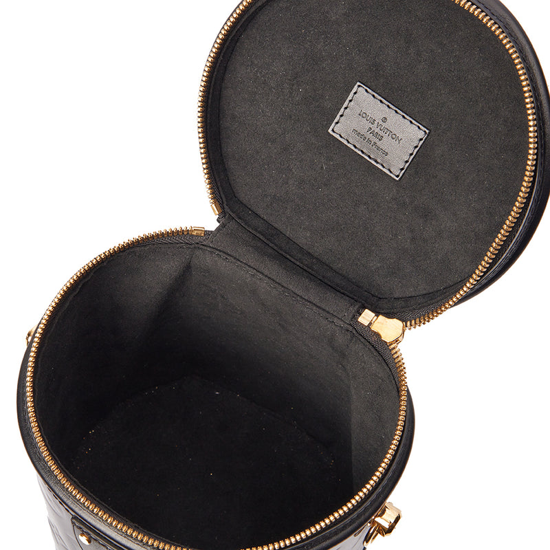 Picture of Louis Vuitton Cross Body Cannes in Black, Vernis