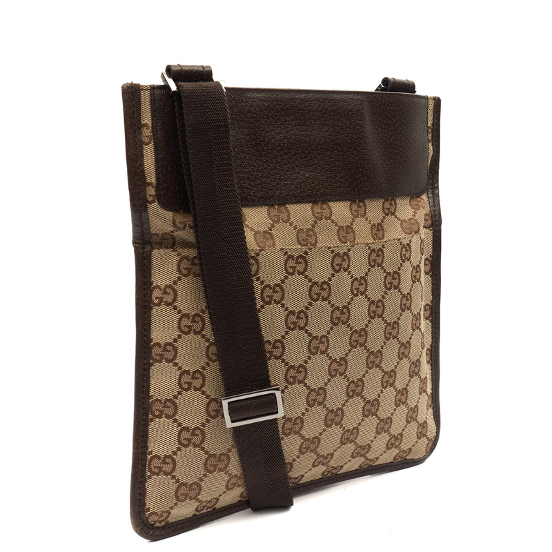 Picture of Gucci Cross Body GG Messenger  - Small in GG Supreme, GG Canvas