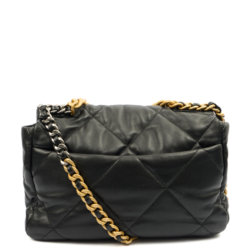 Picture of Chanel Shoulder Bag Chanel 19 in Black, Calfskin Leather