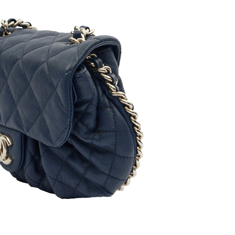 Picture of Chanel Cross Body Chain Around Flap in Navy, Calfskin Leather