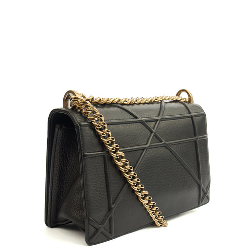 Picture of Christian Dior Shoulder Bag Diorama - Medium in Black, Calfskin