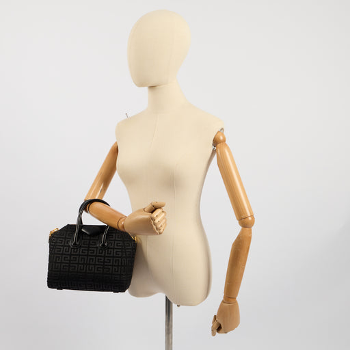 Picture of Givenchy Mini Bag Antigona - Mini in Black, Leather