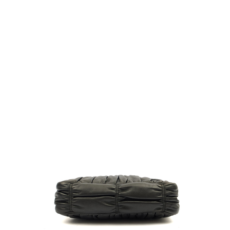 Picture of Prada Cross Body Re-Edition Quilted Crossbody in Black, Calfskin