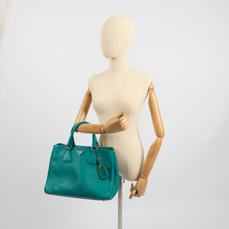 Prada Tote Tote in Blue, Calfskin