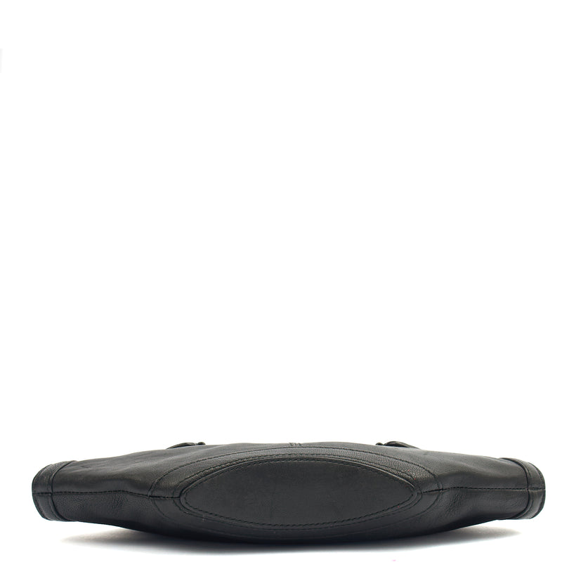 Picture of Alexander McQueen Clutch De Manta Clutch in Black, Leather