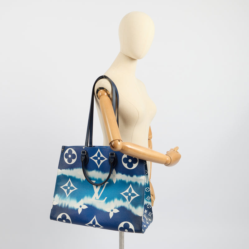 Louis Vuitton Tote On The Go GM in Blue, Leather