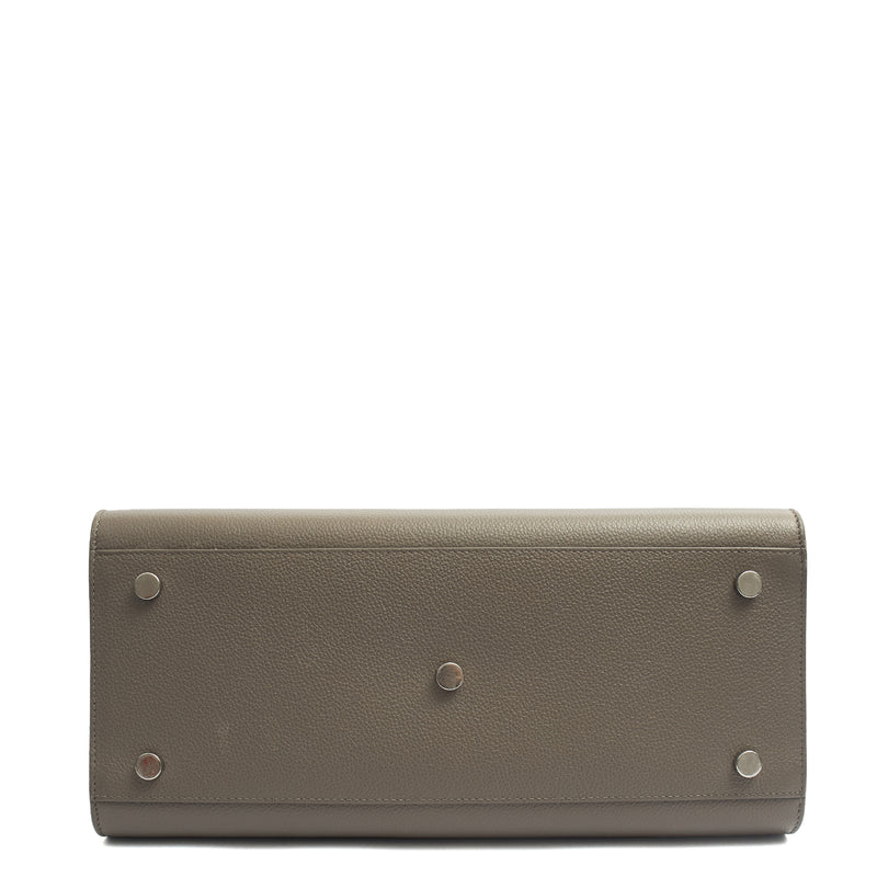 Picture of Saint Laurent Tote Sac de Jour in Grey, Calfskin Leather