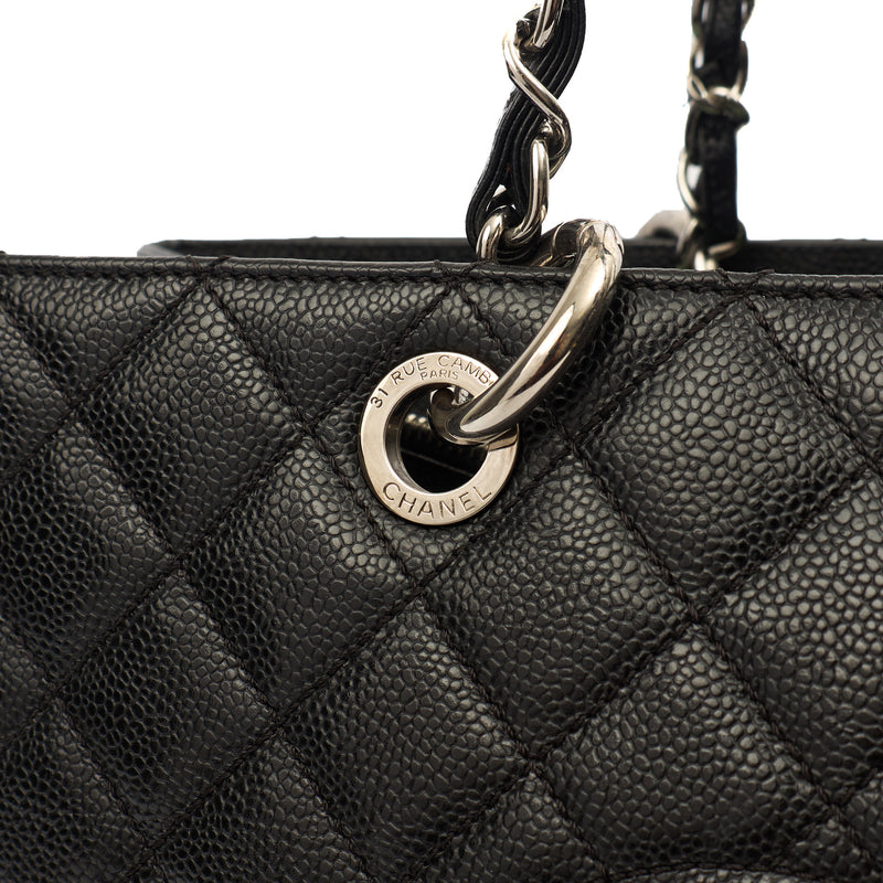 Picture of Chanel Tote Grand Shopping Tote in Black, Caviar Leather