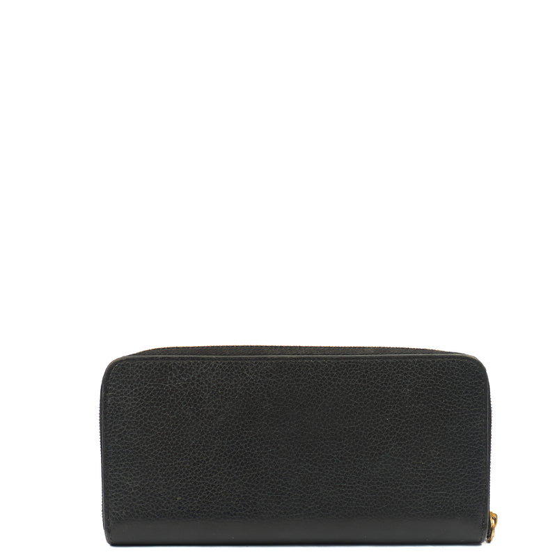 Picture of Mulberry Wallet Zip Around Wallet - Medium in Black, Calfskin Leather